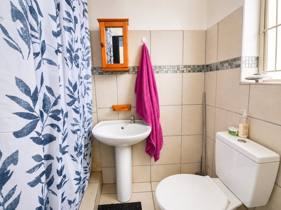 4 Bedroom Property for Sale in Pellissier Free State